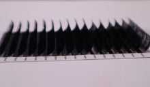 Load image into Gallery viewer, Velvet Silk Lashes CC curl